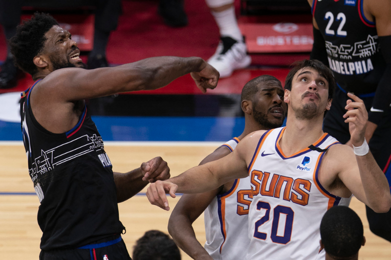 里程碑夜!纽卡斯尔迎来里程碑,全明星赛转会期刷纪录,气氛紧张,球探报告显示潜力的简单介绍 里程碑夜!纽卡斯尔迎来里程碑,全明星赛转会期刷纪录,气氛紧张,球探报告显示潜力的简单介绍